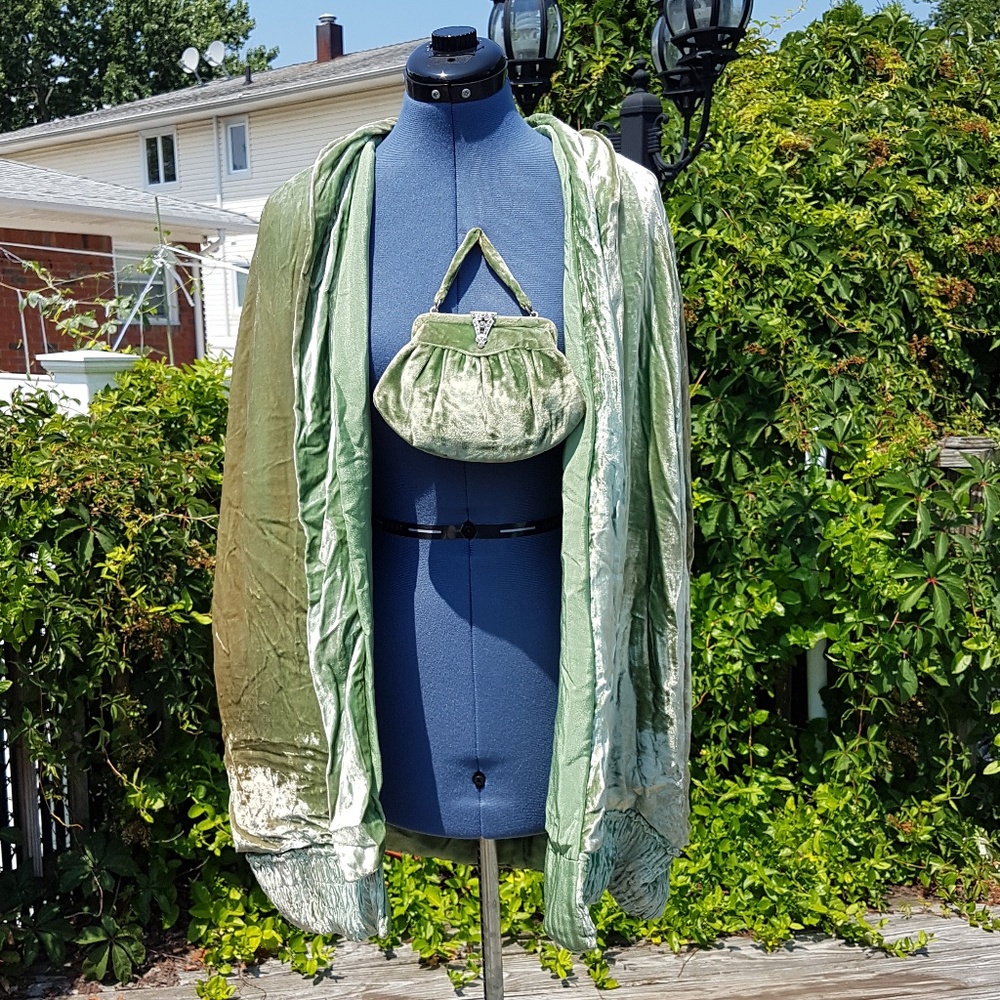 Vintage Antique Art Deco Flapper 30s Cloak Cape